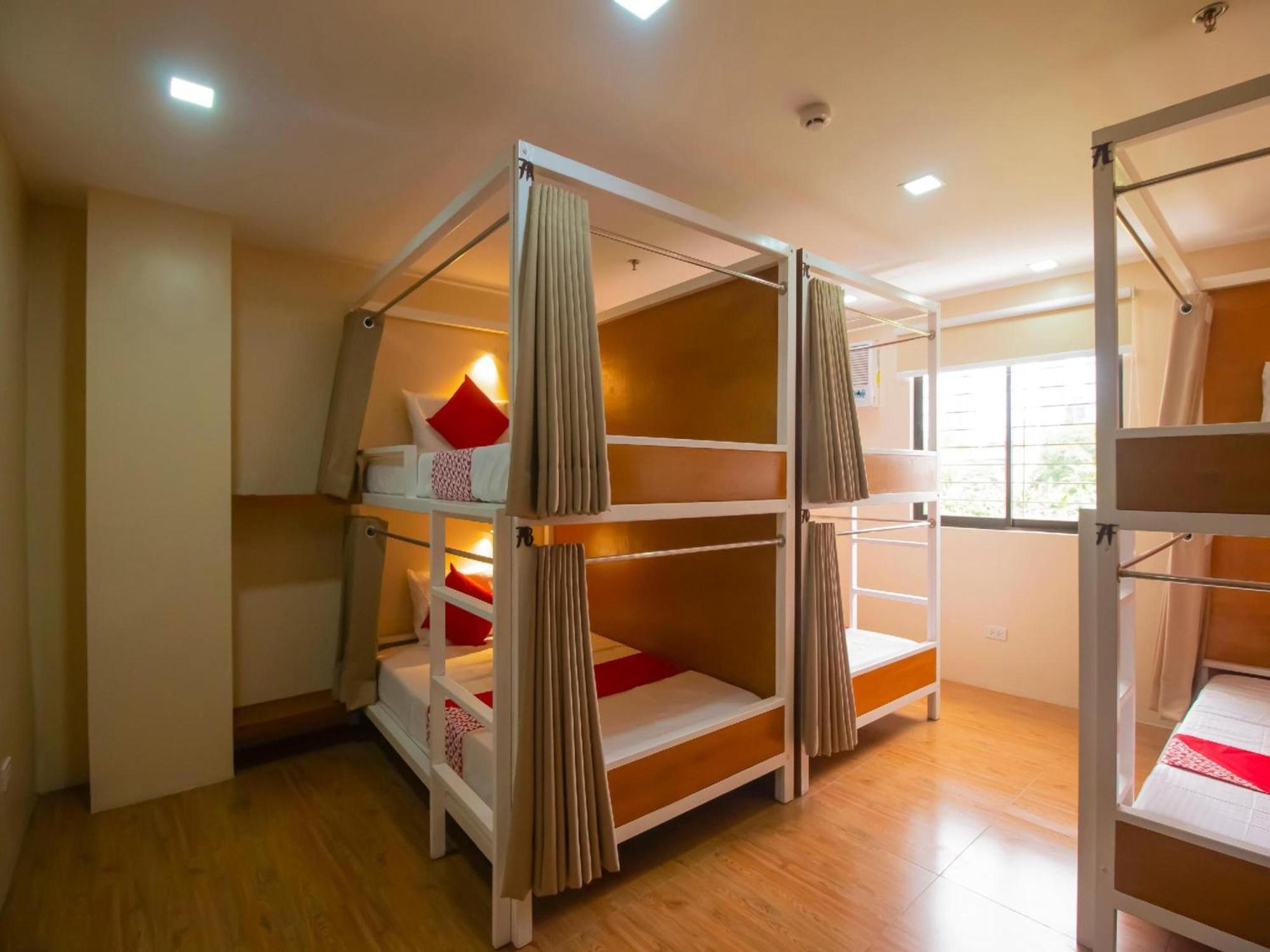 Super Oyo 832 The Teepee Place Hostel & Residence Inn Cebu Екстериор снимка